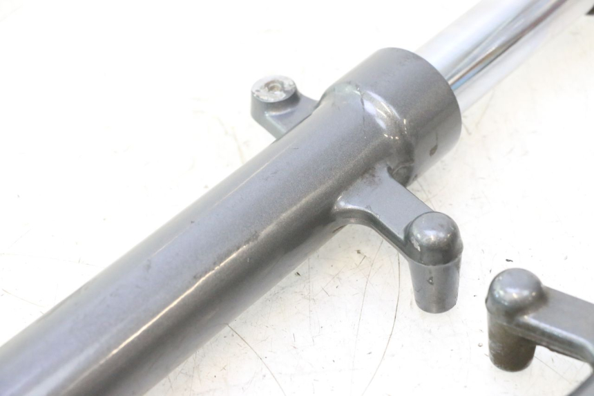 photo de FORK TUBE YAMAHA XMAX X-MAX 125 (2006 - 2009) - Main view