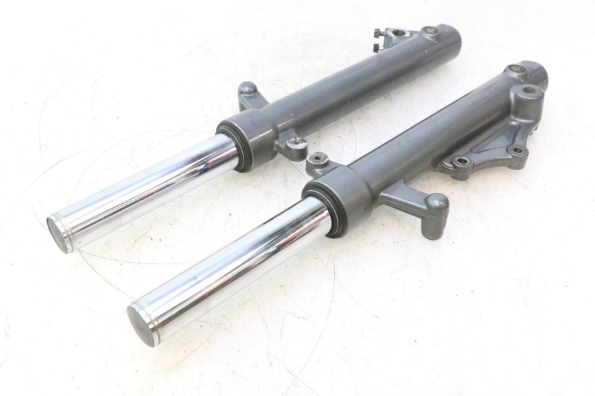 photo de FORK TUBE YAMAHA XMAX X-MAX 125 (2006 - 2009) - Main view