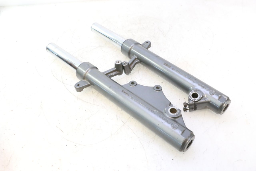 photo de FORK TUBE YAMAHA XMAX X-MAX 125 (2006 - 2009) - Component zoom