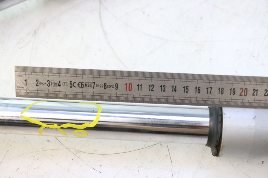 photo de FORKS LEG HONDA XLV VARADERO 125 (2007 - 2012) - Alternative perspective