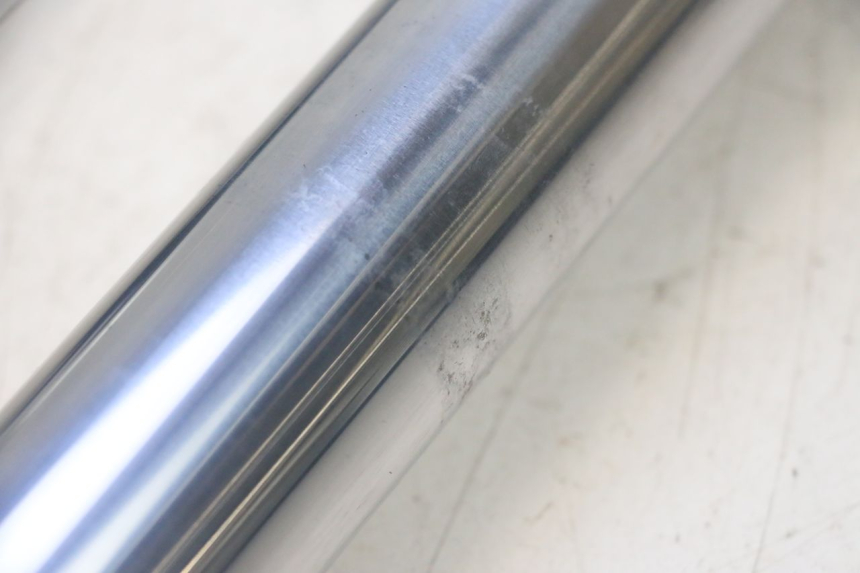photo de FORKS LEG YAMAHA XP T-MAX ABS 500 (2005 - 2005) - Markings and original references