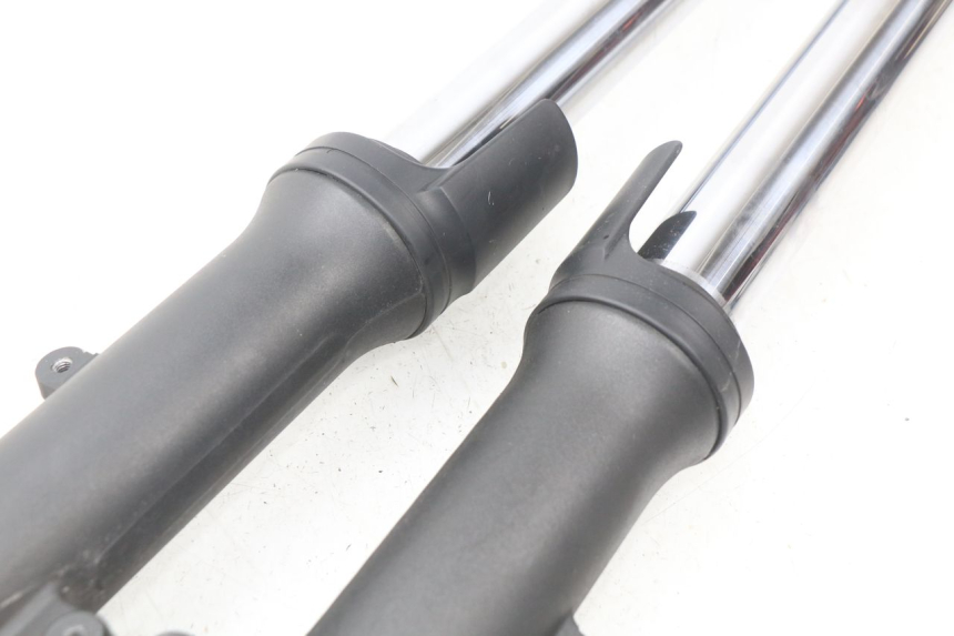 photo de FORKS LEG YAMAHA XP T-MAX TMAX 500 (2008 - 2012) - Component zoom
