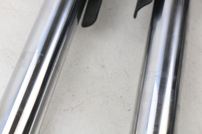 photo de FORKS LEG YAMAHA XP T-MAX TMAX 500 (2008 - 2012) - Technical close-up