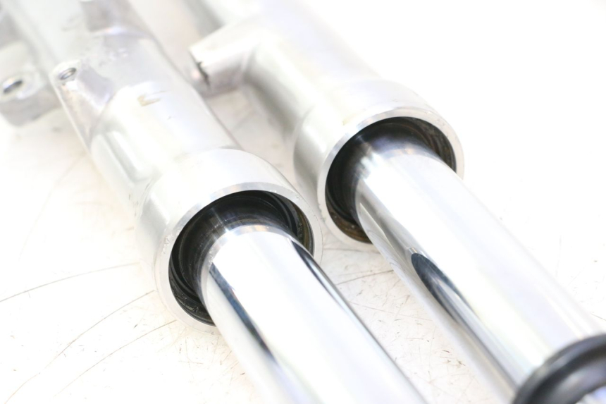 photo de FORKS LEG YAMAHA XV VIRAGO 535 (1988 - 2004) - Zoom on usage condition