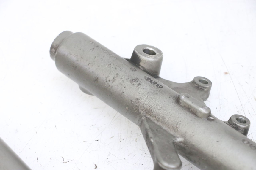 photo de FORKS LEG YAMAHA YP MAJESTY 125 (2002 - 2006) - Checked used part