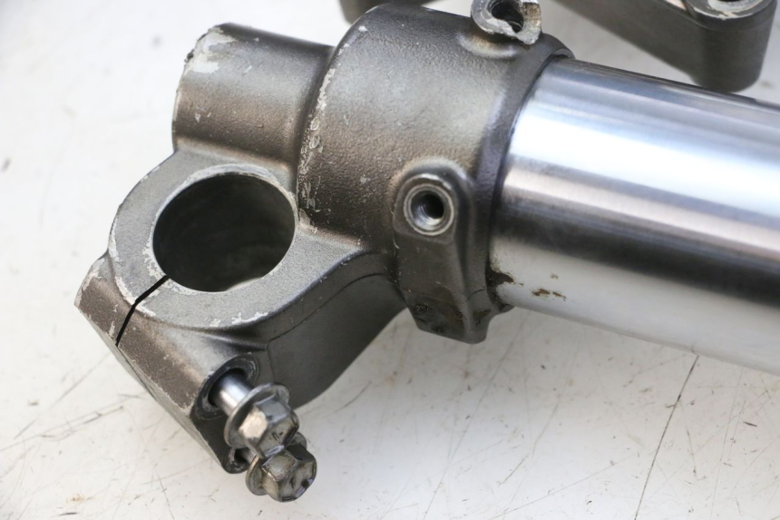 photo de FORKS LEG YAMAHA YZ-F YZF 250 (2014 - 2018) - Product overview