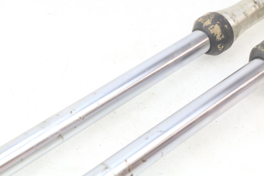 photo de FORK TUBE YAMAHA YZ 80 (1982 - 1983) - Markings and original references