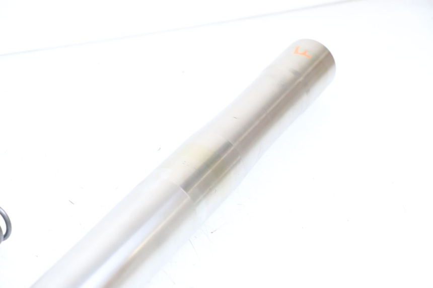 photo de Fork tube YAMAHA YZ 85 (2002 - 2018) - Surface and material condition