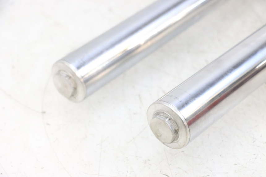 photo de FORKS LEG KAWASAKI ZR 7 750 (1999 - 2004) - Distinctive features