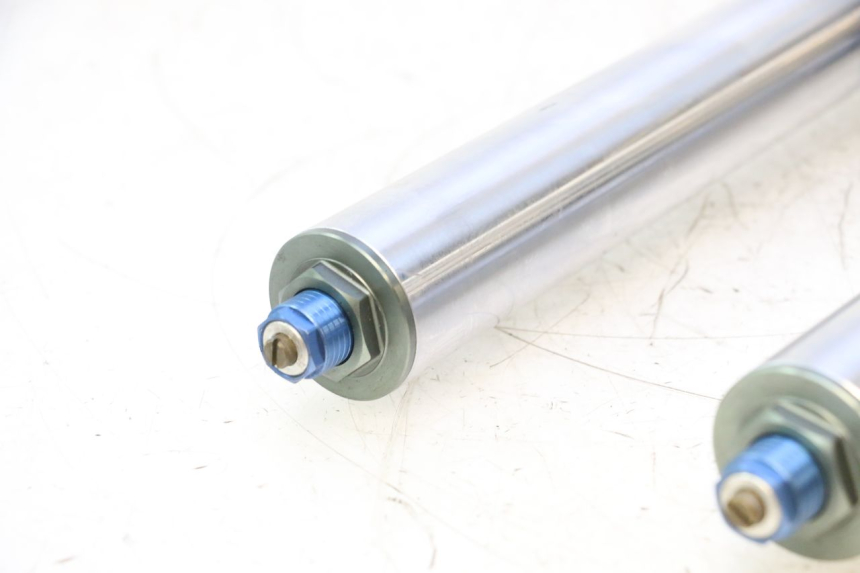 photo de FORKS LEG KAWASAKI ZX-6R ZX6R 600 (2000 - 2002) - Alternative angle