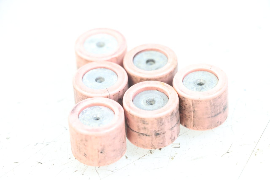 photo de VARIATOR ROLLERS GILERA DNA 50 (2000 - 2007) - Technical close-up