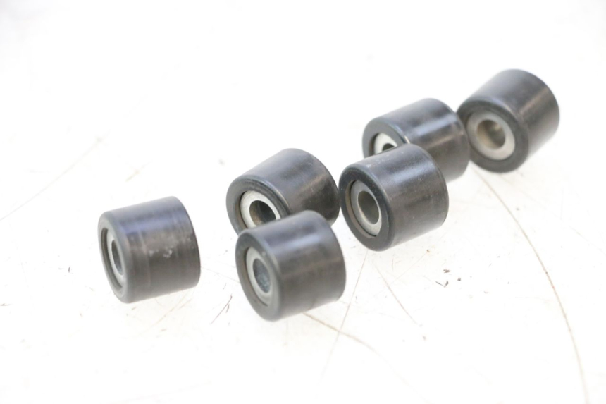 photo de VARIATOR ROLLERS PIAGGIO TYPHOON 50 (2000 - 2009) - Alternative perspective