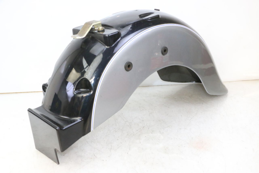 photo de Rear mudguard HYOSUNG GV AQUILA 125 (2000 - 2009) - Fixing points details