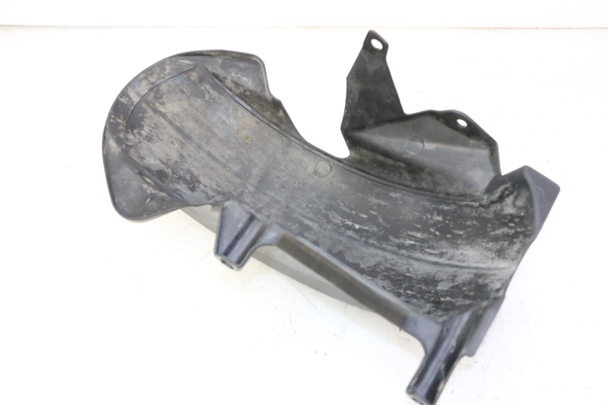 photo de REAR FENDER YAMAHA CYGNUS X INJECTION 125 (2007 - 2013) - Technical close-up