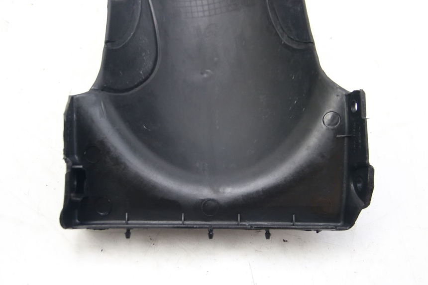 photo de REAR MUDGUARD REVATTO IMPERATOR 125 (2007 - 2015) - Fixing points details