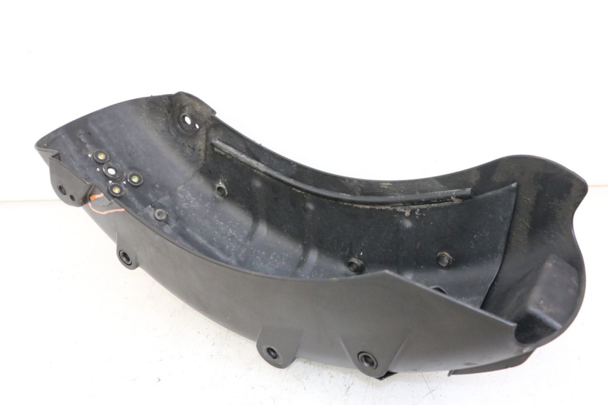 photo de REAR FENDER KEEWAY K-LIGHT KLIGHT 125 (2018 - 2025) - Zoom on usage condition