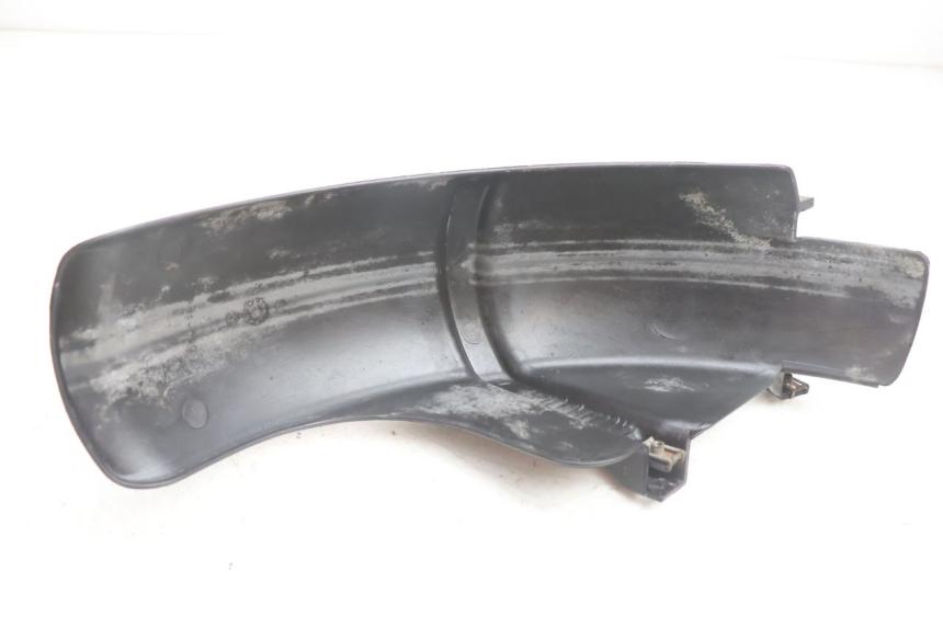 photo de REAR FENDER PIAGGIO LIBERTY 125 (1998 - 2008) - Fixing points details