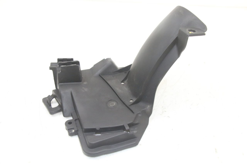 photo de REAR FENDER HONDA PCX (JF57/JF64) 125 (2014 - 2018) - Technical close-up