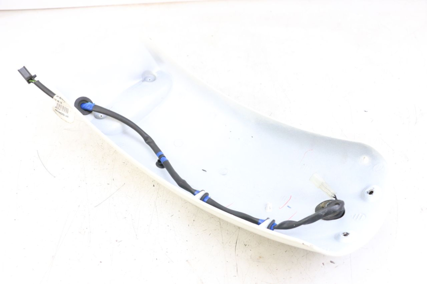 photo de REAR FENDER ROYAL ENFIELD CONTINENTAL GT 650 (2019 - 2024) - Zoom on usage condition