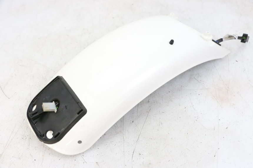photo de REAR FENDER ROYAL ENFIELD CONTINENTAL GT 650 (2019 - 2024) - Fixing points details