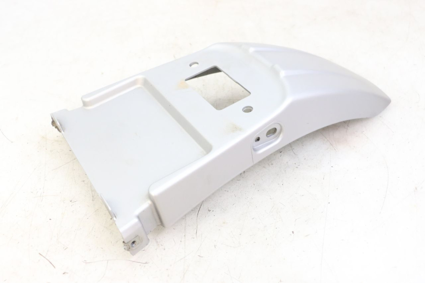 photo de REAR FENDER ROYAL ENFIELD HYMALAYAN 410 (2016 - 2023) - Technical close-up