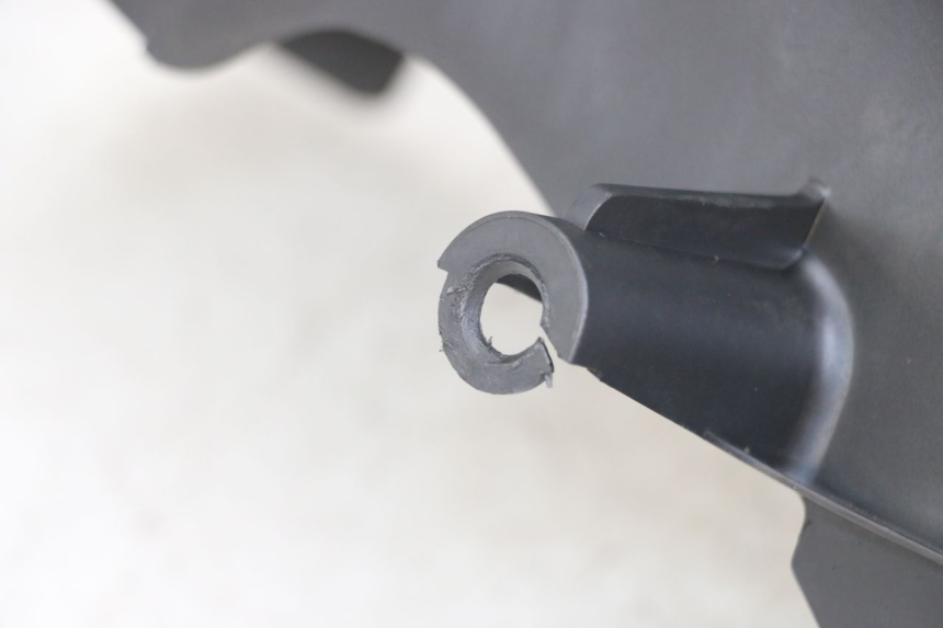 photo de REAR MUDGUARD YAMAHA XMAX X-MAX 125 (2006 - 2009) - Technical close-up