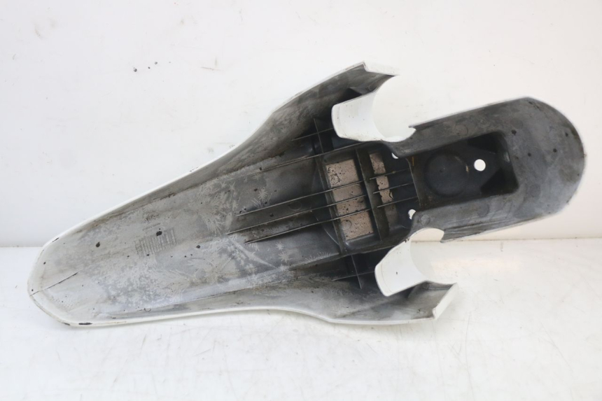 photo de FRONT FENDER SUZUKI ADDRESS 110 (2015 - 2020) - Fixing points details