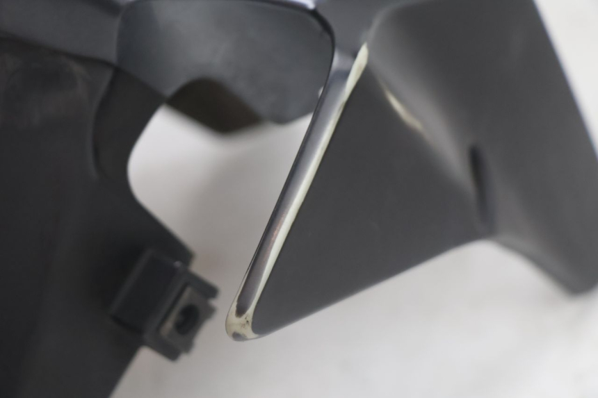 photo de FRONT FENDER KYMCO AGILITY CITY 2T 50 (2008 - 2016) - Component zoom