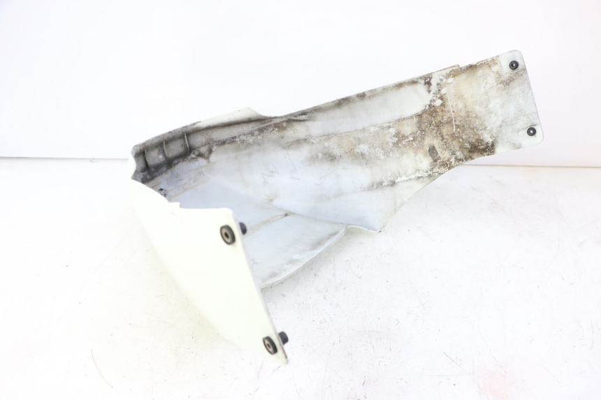 photo de FRONT FENDER BMW C1 125 (2000 - 2003) - Surface and material condition