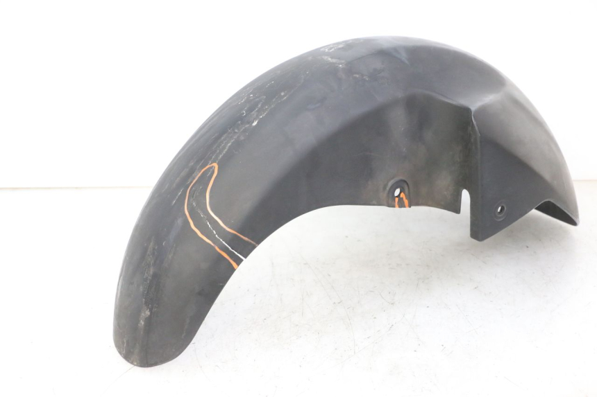 photo de FRONT FENDER SUZUKI BURGMAN 125 (2007 - 2014) - Technical close-up