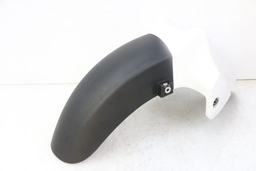 photo de FRONT FENDER KYMCO DINK STREET 125 (2009 - 2014) - Technical close-up