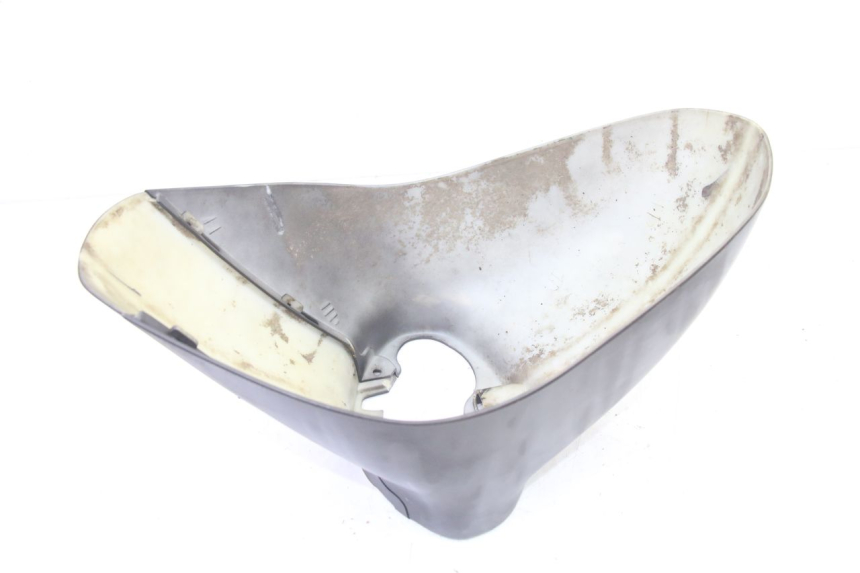 photo de FRONT FENDER VENESI FLY RETRO 4T 50 (2020 - 2025) - Technical close-up
