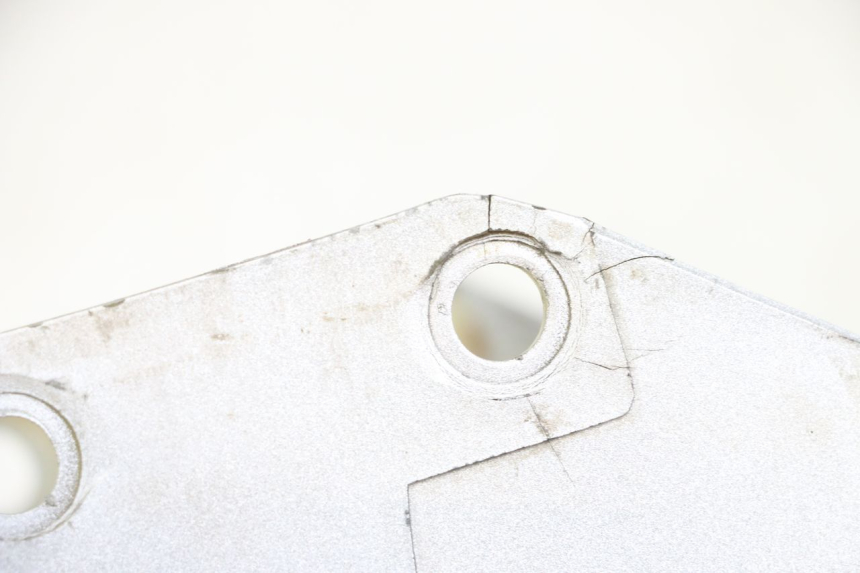 photo de Front fender HYOSUNG GF 125 (2001 - 2005) - Technical close-up