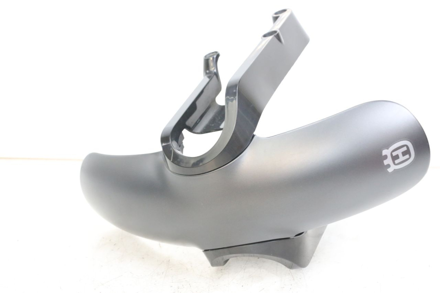 photo de FRONT FENDER HUSQVARNA SVARTPILEN 401 (2018 - 2023) - Zoom on usage condition