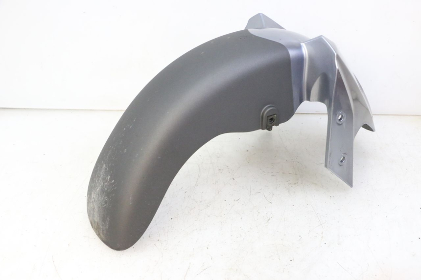 photo de FRONT FENDER SYM JOYMAX 125 (2010 - 2017) - Technical close-up
