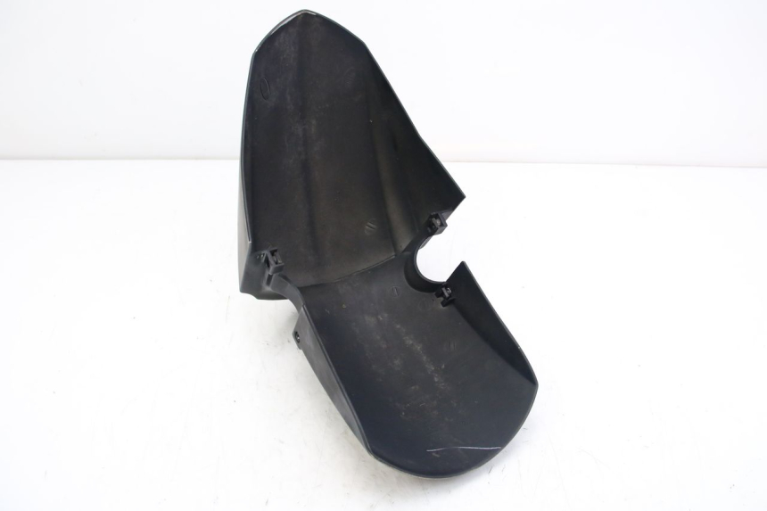 photo de FRONT FENDER PEUGEOT KISBEE 2T 50 (2018 - 2022) - Component zoom