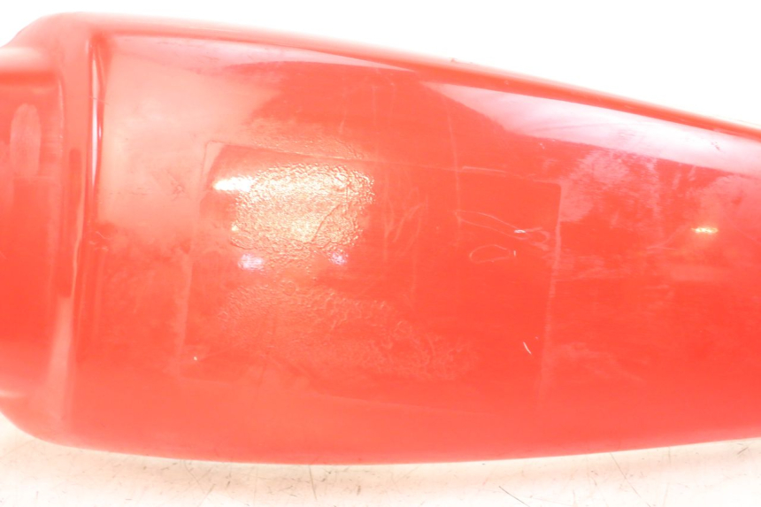 photo de FRONT FENDER KYMCO STRYKER OFF ROAD 125 (1999 - 2005) - Surface and material condition