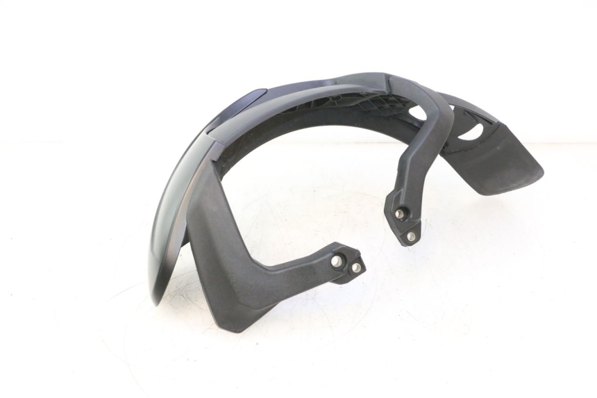 photo de FRONT FENDER PIAGGIO MP3 HPE 530 (2022 - 2026) - Markings and original references