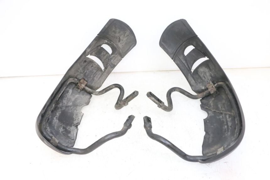 photo de FRONT FENDER PIAGGIO MP3 LT 300 (2010 - 2016) - Technical close-up