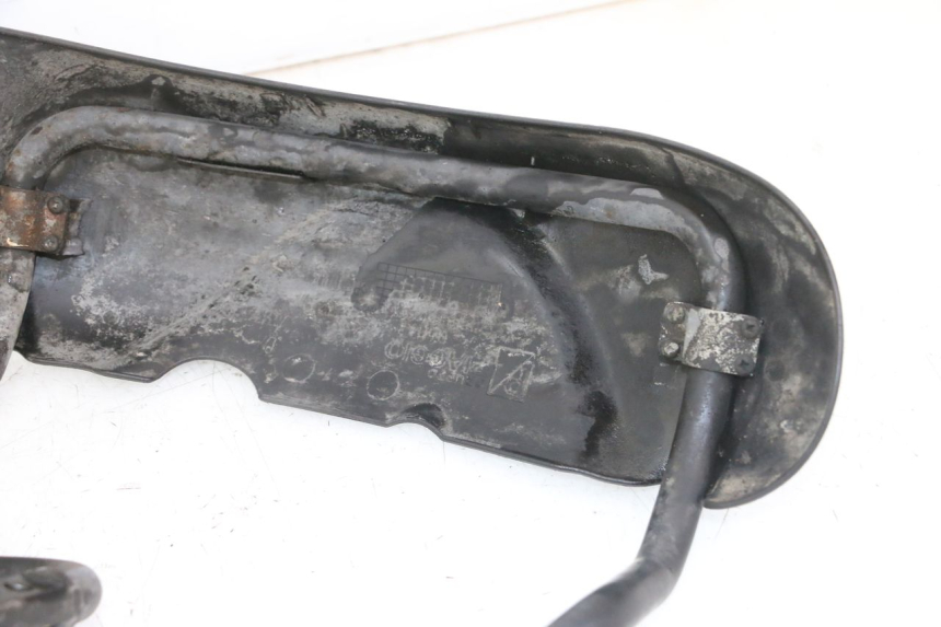 photo de FRONT FENDER PIAGGIO MP3 LT 300 (2010 - 2016) - Technical close-up