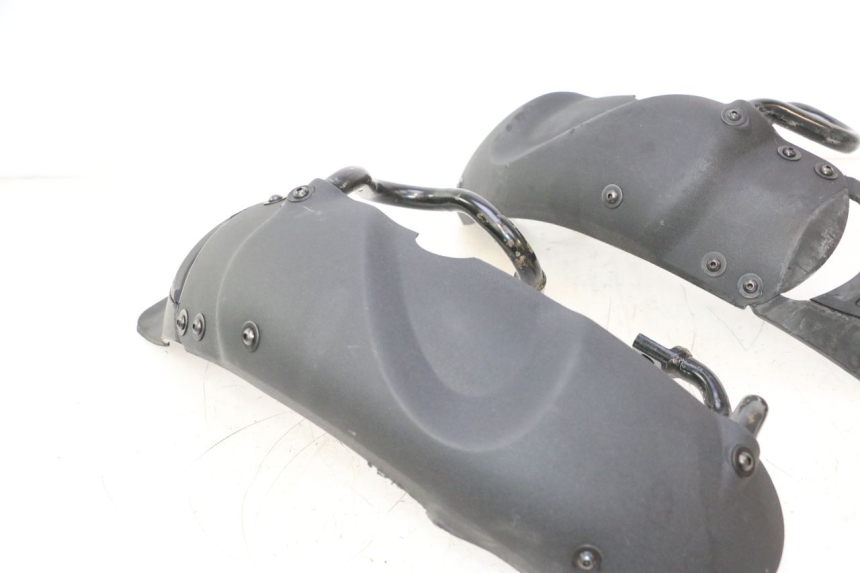 photo de FRONT FENDER PIAGGIO MP3 LT 300 (2010 - 2016) - Additional view of the item