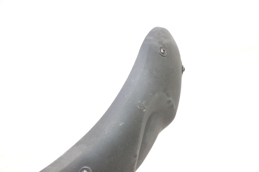 photo de FRONT FENDER PIAGGIO MP3 LT 300 (2010 - 2016) - Zoom on usage condition