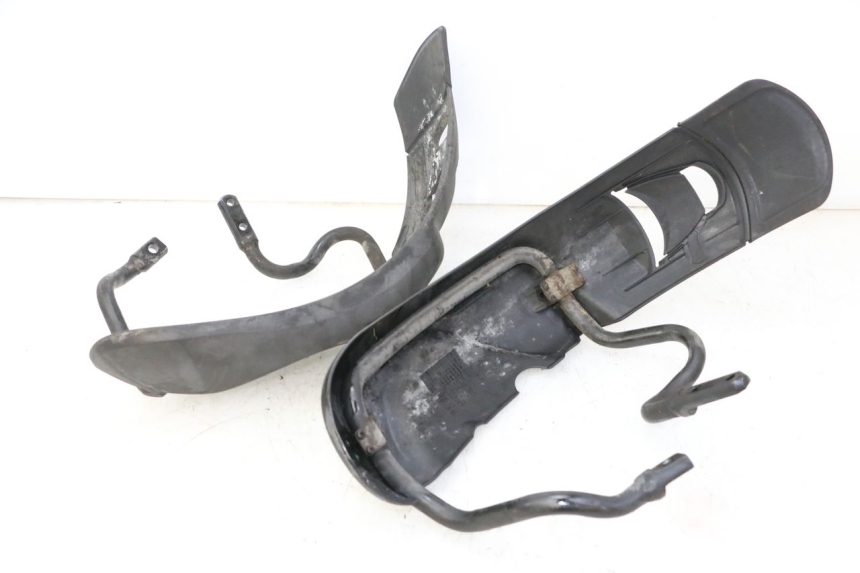 photo de FRONT FENDER PIAGGIO MP3 500 (2011 - 2015) - Alternative perspective