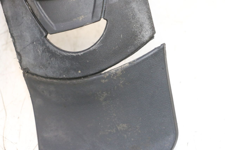 photo de FRONT FENDER PIAGGIO MP3 RL 250 (2006 - 2010) - Component detail