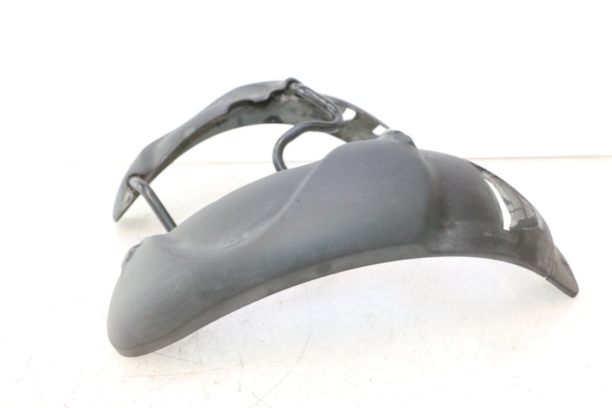 photo de FRONT FENDER PIAGGIO MP3 500 (2016 - 2018) - Zoom on usage condition