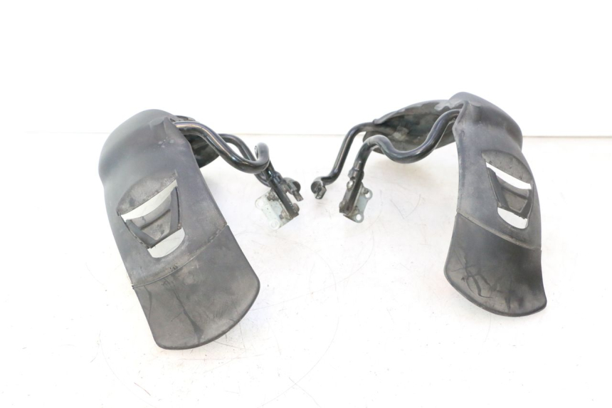 photo de FRONT FENDER PIAGGIO MP3 500 (2016 - 2018) - Alternative perspective