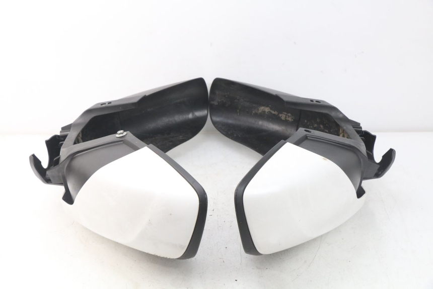 photo de FRONT FENDER MBK MW TRYPTIK 125 (2017 - 2022) - Distinctive features