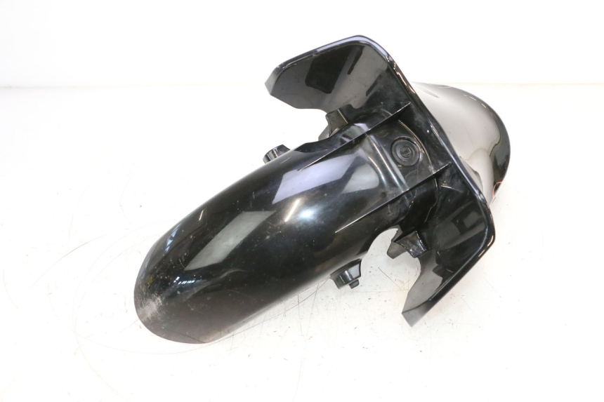 photo de FRONT FENDER HONDA PCX (JF57/JF64) 125 (2014 - 2018) - Technical close-up