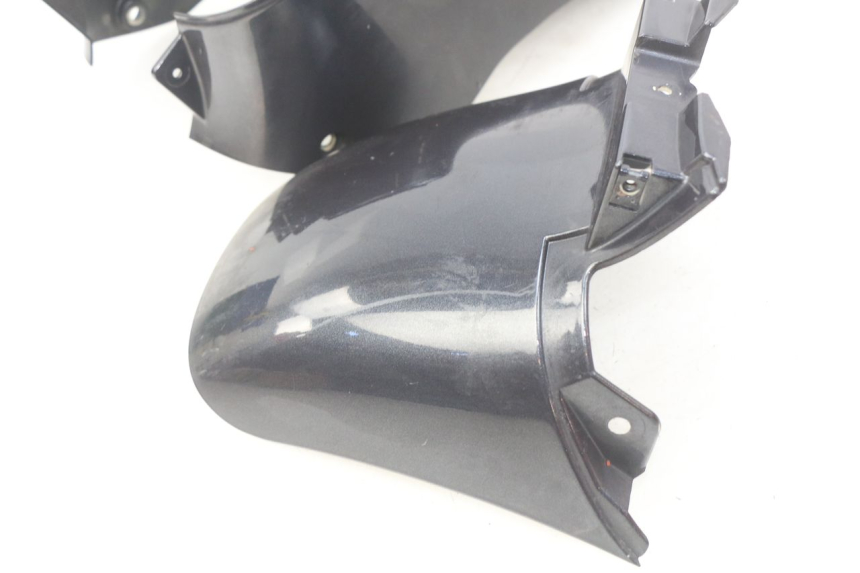photo de FRONT FENDER KYMCO PEOPLE 250 (2004 - 2008) - Detailed visual inspection