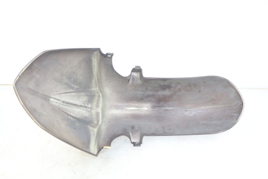 photo de FRONT FENDER PEUGEOT SATELIS 125 (2006 - 2009) - Zoom on usage condition